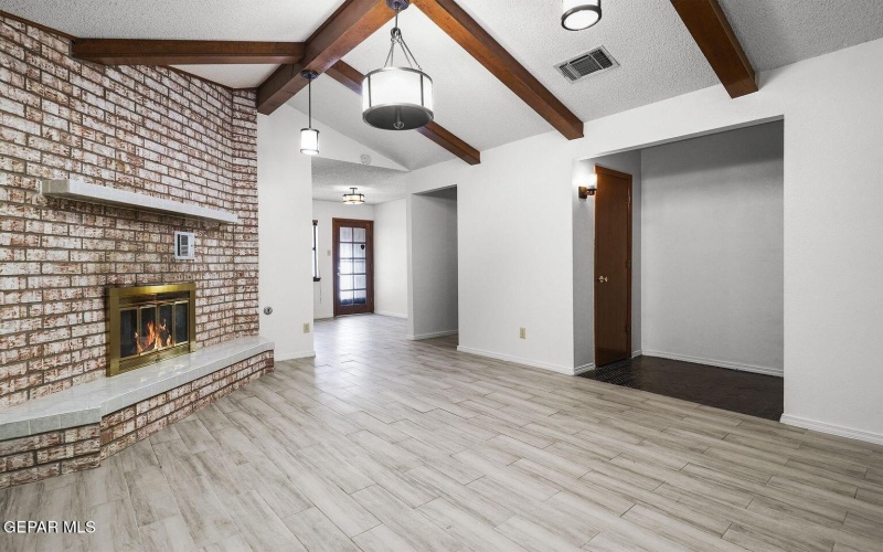 6817 Ridgley Way, El Paso, TX 79904, 2 Bedrooms Bedrooms, ,1 BathroomBathrooms,Residential,For Sale,6817 Ridgley Way,0,933246