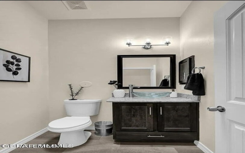 6932 Levee Circle, El Paso, TX 79932, 5 Habitaciones Habitaciones , ,2 BañosBaños,Residential,En Venta,6932 Levee Circle,0,933263