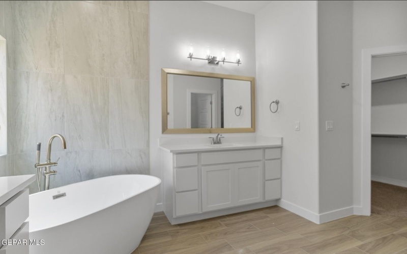 3764 Course Street, El Paso, TX 79938, 4 Bedrooms Bedrooms, ,3 BathroomsBathrooms,Residential,For Sale,3764 Course Street,0,933269