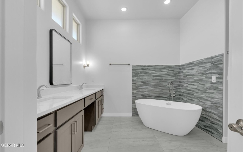 240 Rami Vista, Horizon City, TX 79928, 4 Bedrooms Bedrooms, ,3 BathroomsBathrooms,Residential,For Sale,240 Rami Vista,0,933270