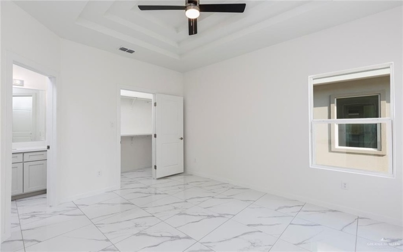 1007 Clarence Avenue, Edinburg, TX 78541, ,Residential Multi Family,En Venta,1007 Clarence Avenue,0,486262