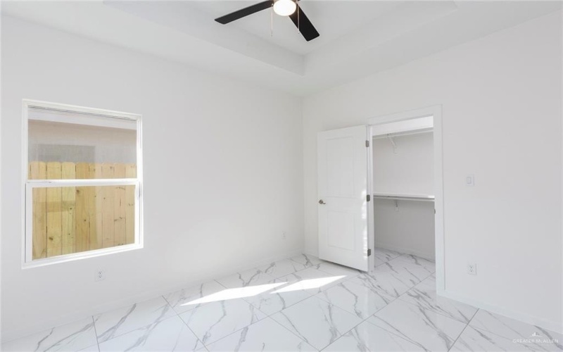 1007 Clarence Avenue, Edinburg, TX 78541, ,Residential Multi Family,En Venta,1007 Clarence Avenue,0,486262