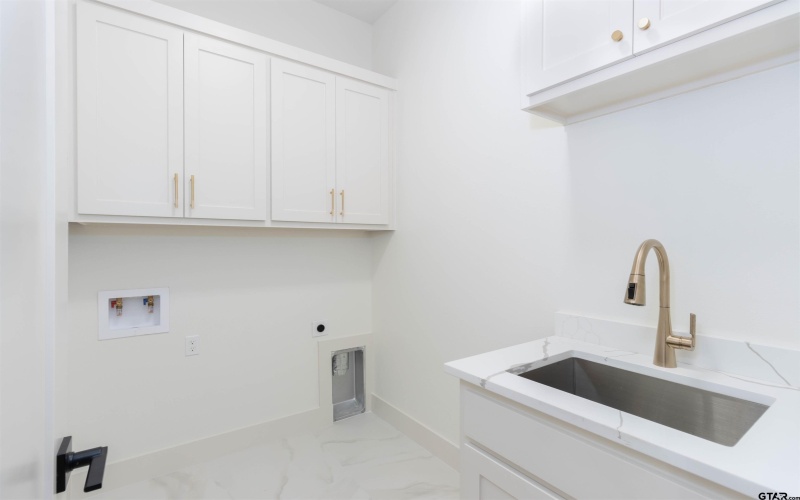 3964 Hogan Dr, Tyler, TX 75709, 3 Habitaciones Habitaciones , ,3 BañosBaños,Residential,En Venta,3964 Hogan Dr,0,25016271