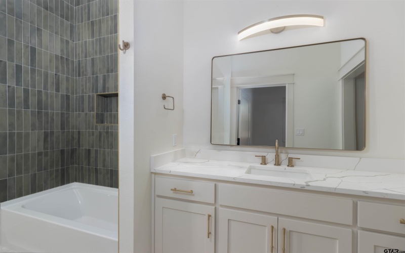 3964 Hogan Dr, Tyler, TX 75709, 3 Habitaciones Habitaciones , ,3 BañosBaños,Residential,En Venta,3964 Hogan Dr,0,25016271