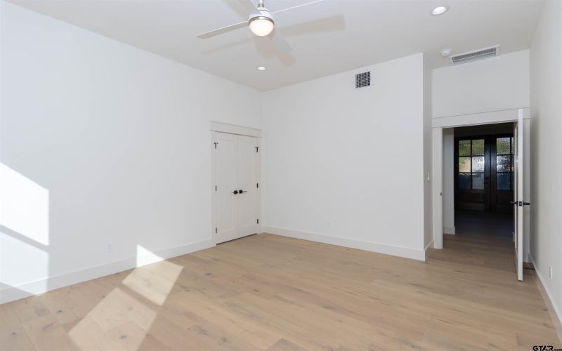 3964 Hogan Dr, Tyler, TX 75709, 3 Bedrooms Bedrooms, ,3 BathroomsBathrooms,Residential,For Sale,3964 Hogan Dr,0,25016271