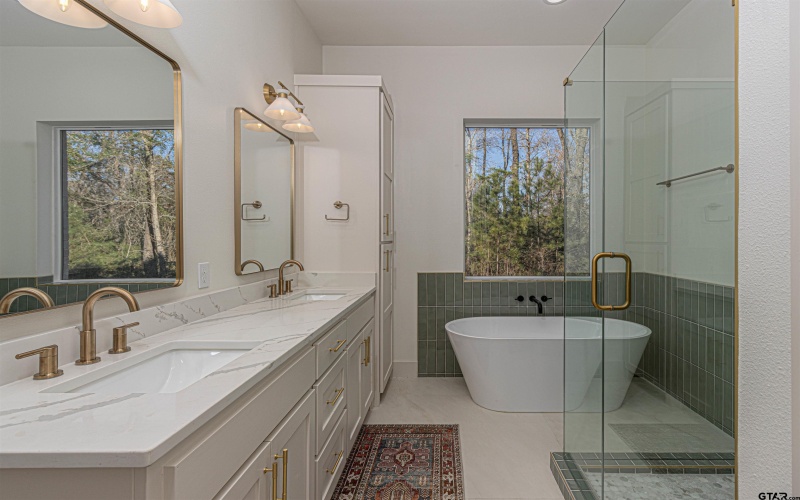 3964 Hogan Dr, Tyler, TX 75709, 3 Bedrooms Bedrooms, ,3 BathroomsBathrooms,Residential,For Sale,3964 Hogan Dr,0,25016271