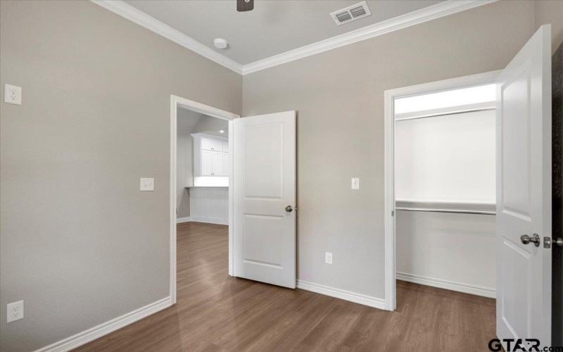 304 East Cottonwood, Overton, TX 75684, 2 Habitaciones Habitaciones , ,2 BañosBaños,Residential,En Venta,304 East Cottonwood,0,25016274