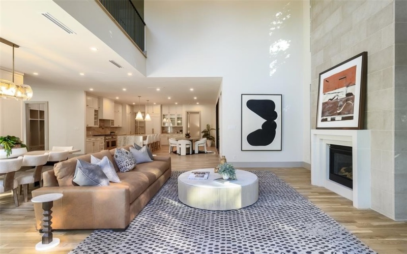 6984 Santa Barbara Drive, Dallas, TX 75214, 5 Bedrooms Bedrooms, ,5 BathroomsBathrooms,Residential,For Sale,6984 Santa Barbara Drive,0,21043156