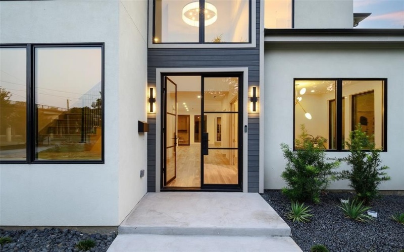 6984 Santa Barbara Drive, Dallas, TX 75214, 5 Bedrooms Bedrooms, ,5 BathroomsBathrooms,Residential,For Sale,6984 Santa Barbara Drive,0,21043156