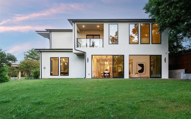 6984 Santa Barbara Drive, Dallas, TX 75214, 5 Bedrooms Bedrooms, ,5 BathroomsBathrooms,Residential,For Sale,6984 Santa Barbara Drive,0,21043156