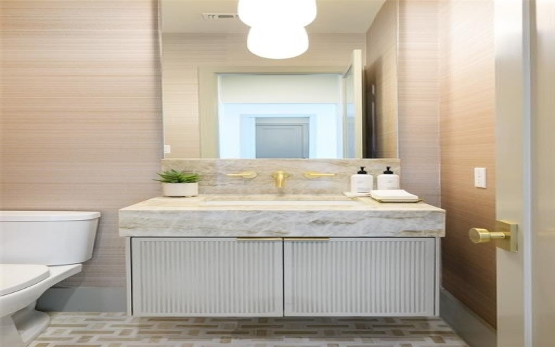 6984 Santa Barbara Drive, Dallas, TX 75214, 5 Bedrooms Bedrooms, ,5 BathroomsBathrooms,Residential,For Sale,6984 Santa Barbara Drive,0,21043156