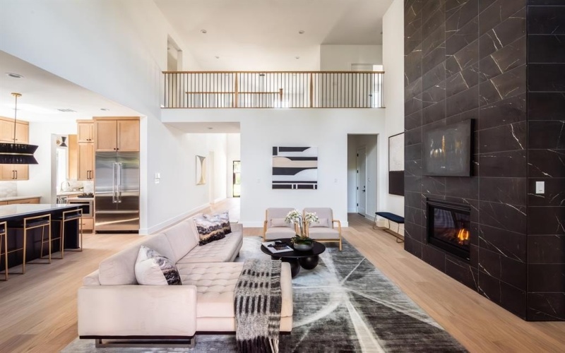 554 Kirkwood Drive, Dallas, TX 75218, 5 Bedrooms Bedrooms, ,5 BathroomsBathrooms,Residential,For Sale,554 Kirkwood Drive,0,21066638