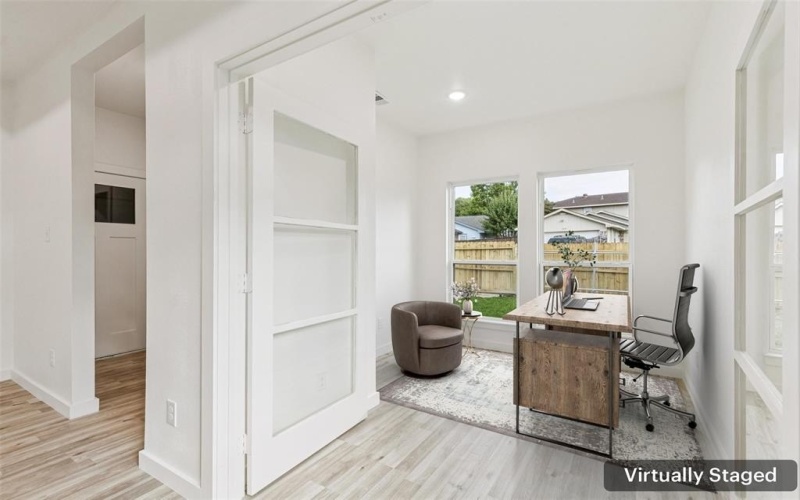 1427 Smokehouse Street, Mesquite, TX 75149, 3 Bedrooms Bedrooms, ,2 BathroomsBathrooms,Residential,For Sale,1427 Smokehouse Street,0,21093957