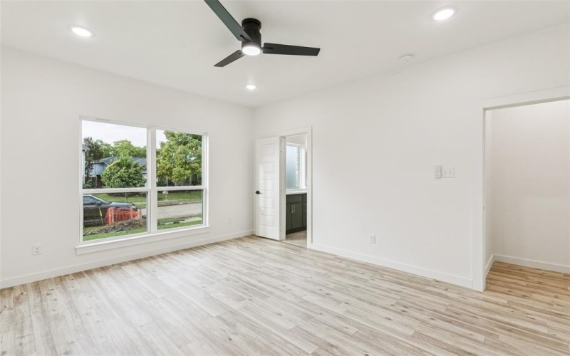 1427 Smokehouse Street, Mesquite, TX 75149, 3 Bedrooms Bedrooms, ,2 BathroomsBathrooms,Residential,For Sale,1427 Smokehouse Street,0,21093957