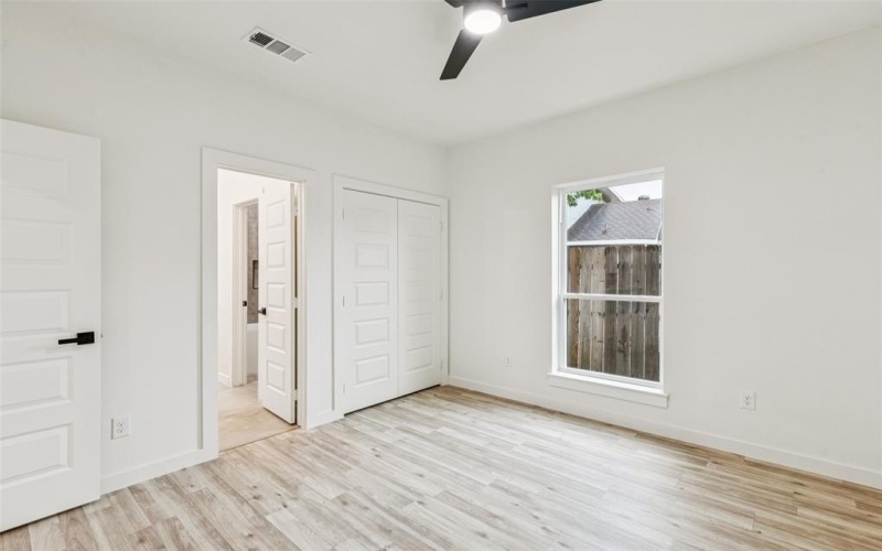 1427 Smokehouse Street, Mesquite, TX 75149, 3 Bedrooms Bedrooms, ,2 BathroomsBathrooms,Residential,For Sale,1427 Smokehouse Street,0,21093957