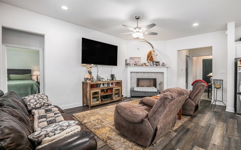 417 Elyse Road, Keene, TX 76059, 3 Bedrooms Bedrooms, ,2 BathroomsBathrooms,Residential,For Sale,417 Elyse Road,0,21098143