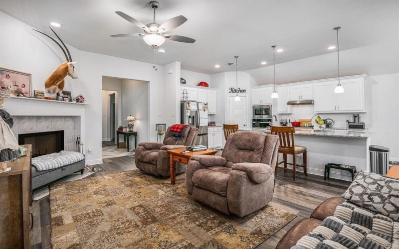 417 Elyse Road, Keene, TX 76059, 3 Bedrooms Bedrooms, ,2 BathroomsBathrooms,Residential,For Sale,417 Elyse Road,0,21098143