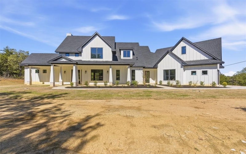 1552 Lakeridge Boulevard, Sunset, TX 76270, 4 Bedrooms Bedrooms, ,3 BathroomsBathrooms,Residential,For Sale,1552 Lakeridge Boulevard,0,21101331