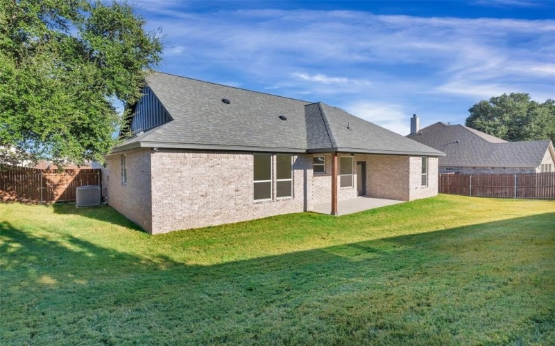 3306 Promenade Court, Granbury, TX 76049, 4 Bedrooms Bedrooms, ,2 BathroomsBathrooms,Residential,For Sale,3306 Promenade Court,0,21103210