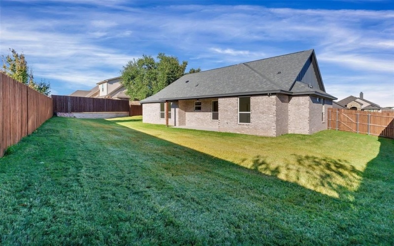 3306 Promenade Court, Granbury, TX 76049, 4 Bedrooms Bedrooms, ,2 BathroomsBathrooms,Residential,For Sale,3306 Promenade Court,0,21103210