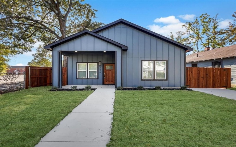 2326 Dathe Street, Dallas, TX 75215, 3 Habitaciones Habitaciones , ,2 BañosBaños,Residential,En Venta,2326 Dathe Street,0,21103845