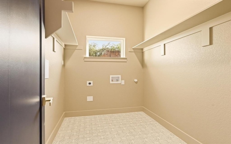 2326 Dathe Street, Dallas, TX 75215, 3 Habitaciones Habitaciones , ,2 BañosBaños,Residential,En Venta,2326 Dathe Street,0,21103845