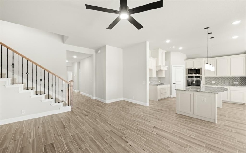 403 Crystal Lake Lane, Red Oak, TX 75154, 4 Bedrooms Bedrooms, ,3 BathroomsBathrooms,Residential,For Sale,403 Crystal Lake Lane,0,21103986