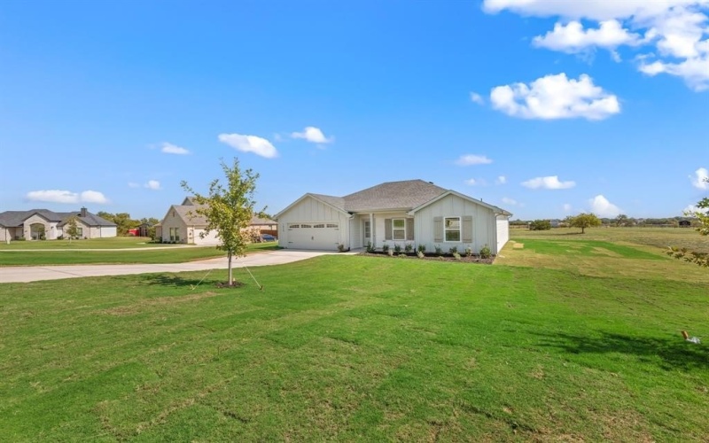 1020 Gatlin Circle, Springtown, TX 76082, 3 Bedrooms Bedrooms, ,2 BathroomsBathrooms,Residential,For Sale,1020 Gatlin Circle,0,21105121