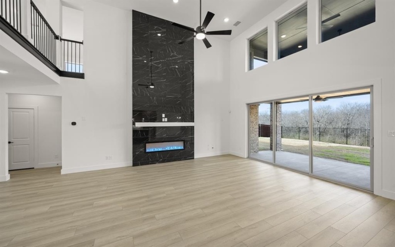 1228 Strait Lane, Burleson, TX 76028, 5 Habitaciones Habitaciones , ,5 BañosBaños,Residential,En Venta,1228 Strait Lane,0,21105122