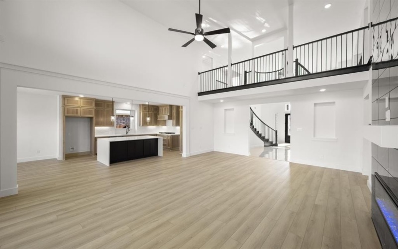 1228 Strait Lane, Burleson, TX 76028, 5 Habitaciones Habitaciones , ,5 BañosBaños,Residential,En Venta,1228 Strait Lane,0,21105122