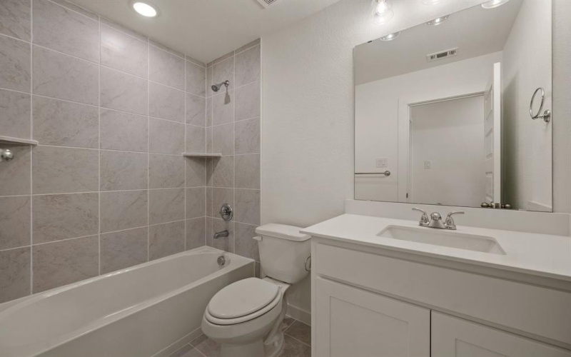 1016 Gatlin Circle, Springtown, TX 76082, 3 Bedrooms Bedrooms, ,2 BathroomsBathrooms,Residential,For Sale,1016 Gatlin Circle,0,21105134