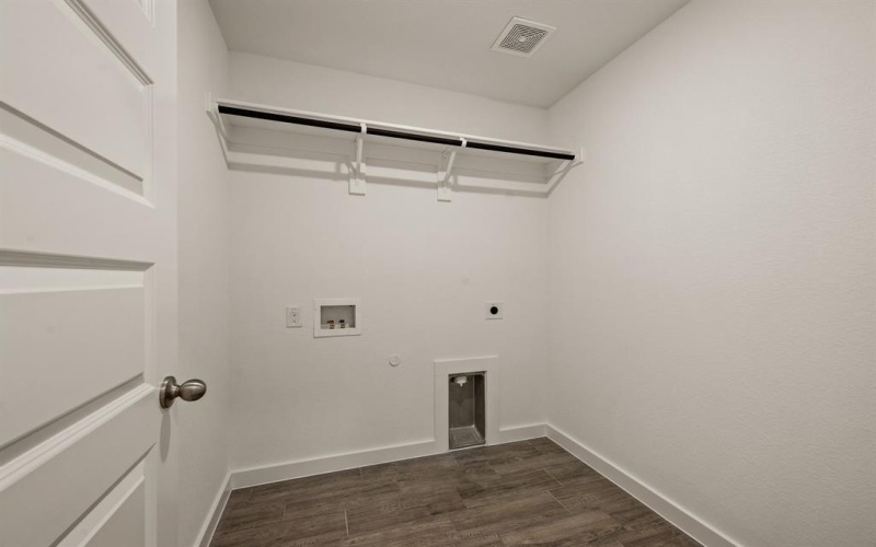 1016 Gatlin Circle, Springtown, TX 76082, 3 Bedrooms Bedrooms, ,2 BathroomsBathrooms,Residential,For Sale,1016 Gatlin Circle,0,21105134