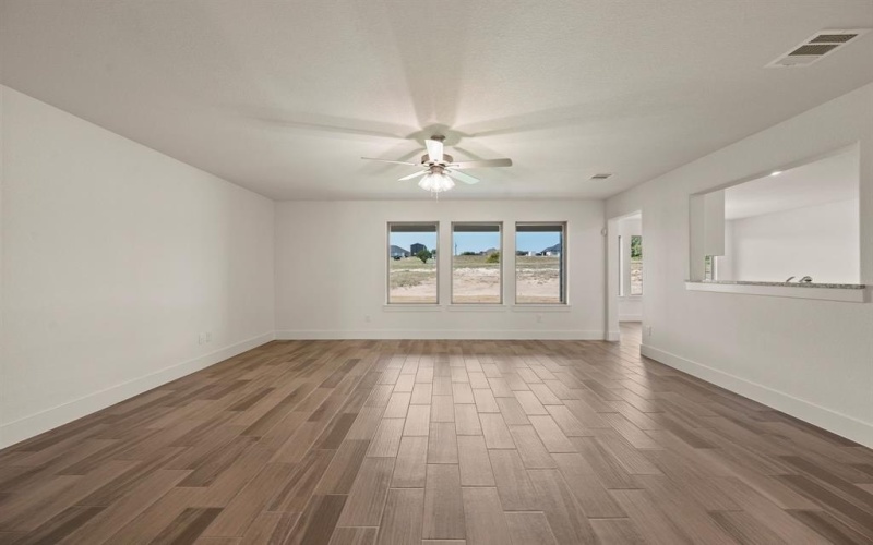 1021 Gatlin Circle, Springtown, TX 76082, 4 Bedrooms Bedrooms, ,2 BathroomsBathrooms,Residential,For Sale,1021 Gatlin Circle,0,21105142