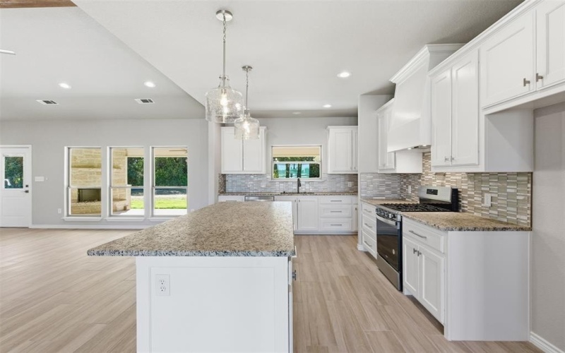 1012 Abbie Ruth Court, Springtown, TX 76082, 4 Habitaciones Habitaciones , ,3 BañosBaños,Residential,En Venta,1012 Abbie Ruth Court,0,21105274