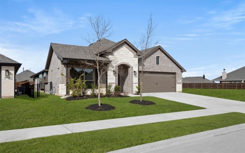 7729 Stubblefield Lane, Joshua, TX 76058, 3 Bedrooms Bedrooms, ,2 BathroomsBathrooms,Residential,For Sale,7729 Stubblefield Lane,0,21105292