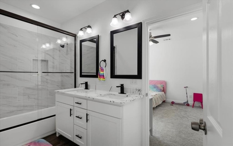 115 Labein Avenue, Greenville, TX 75402, 4 Bedrooms Bedrooms, ,3 BathroomsBathrooms,Residential,For Sale,115 Labein Avenue,0,21104181