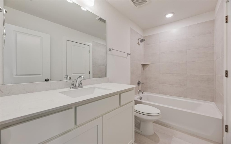 7440 Pondview Lane, Fort Worth, TX 76123, 5 Bedrooms Bedrooms, ,5 BathroomsBathrooms,Residential,For Sale,7440 Pondview Lane,0,21104623