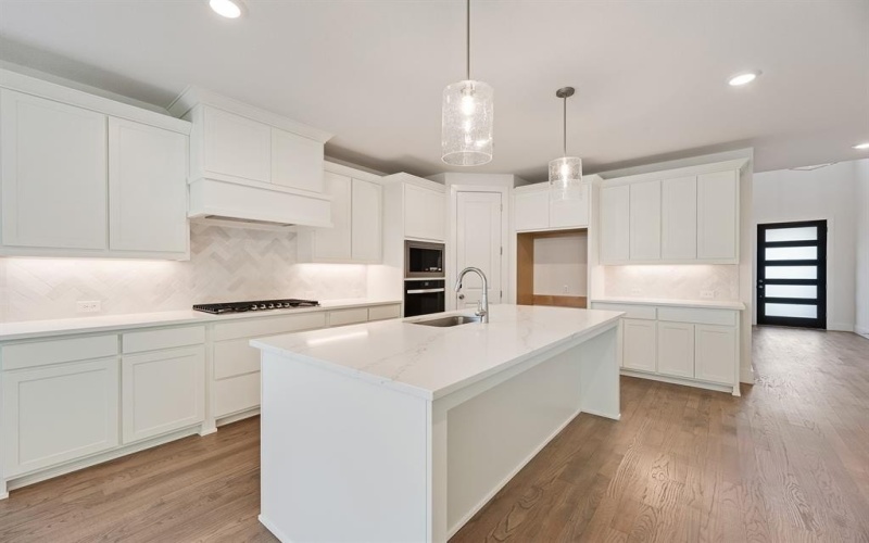 7440 Pondview Lane, Fort Worth, TX 76123, 5 Bedrooms Bedrooms, ,5 BathroomsBathrooms,Residential,For Sale,7440 Pondview Lane,0,21104623