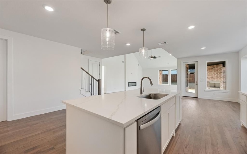 7440 Pondview Lane, Fort Worth, TX 76123, 5 Bedrooms Bedrooms, ,5 BathroomsBathrooms,Residential,For Sale,7440 Pondview Lane,0,21104623