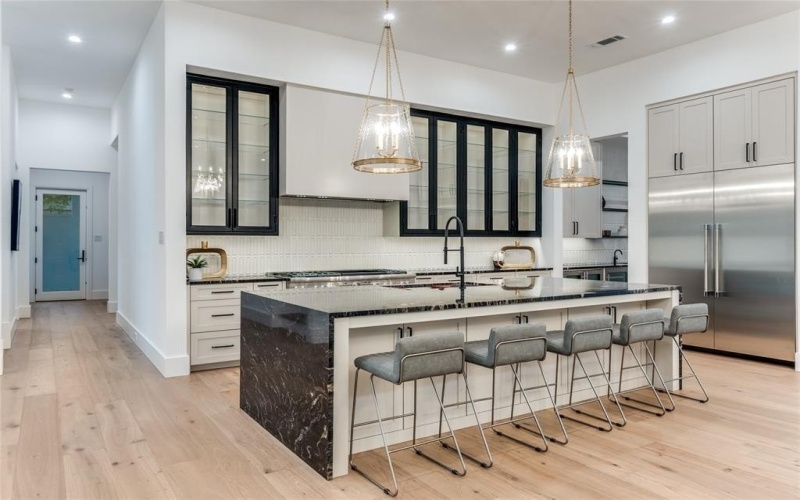 3788 Vinecrest Drive, Dallas, TX 75229, 5 Bedrooms Bedrooms, ,6 BathroomsBathrooms,Residential,For Sale,3788 Vinecrest Drive,0,21104624