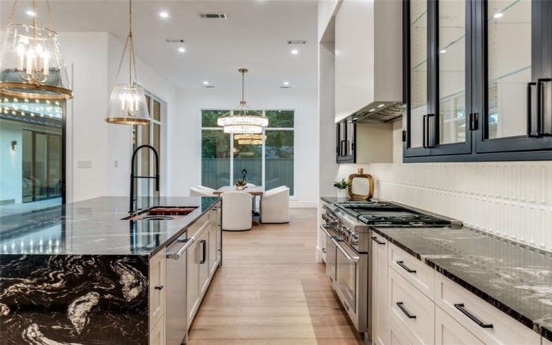 3788 Vinecrest Drive, Dallas, TX 75229, 5 Bedrooms Bedrooms, ,6 BathroomsBathrooms,Residential,For Sale,3788 Vinecrest Drive,0,21104624