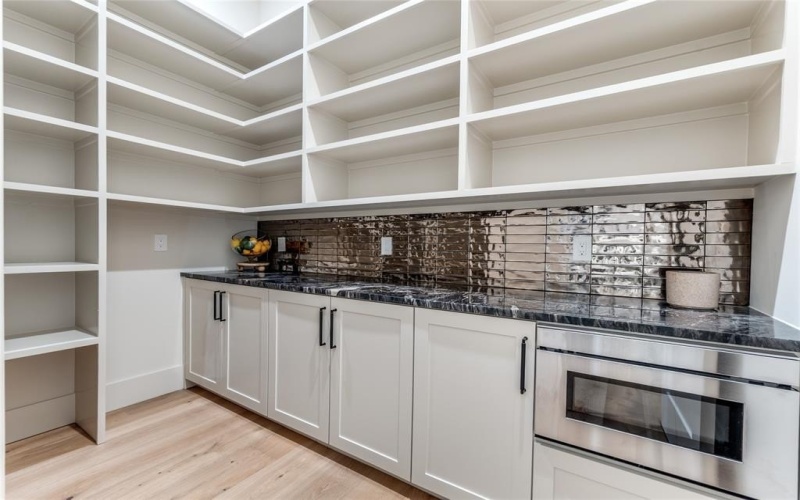 3788 Vinecrest Drive, Dallas, TX 75229, 5 Bedrooms Bedrooms, ,6 BathroomsBathrooms,Residential,For Sale,3788 Vinecrest Drive,0,21104624