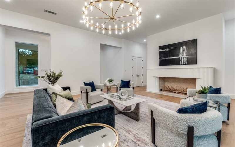 3788 Vinecrest Drive, Dallas, TX 75229, 5 Bedrooms Bedrooms, ,6 BathroomsBathrooms,Residential,For Sale,3788 Vinecrest Drive,0,21104624