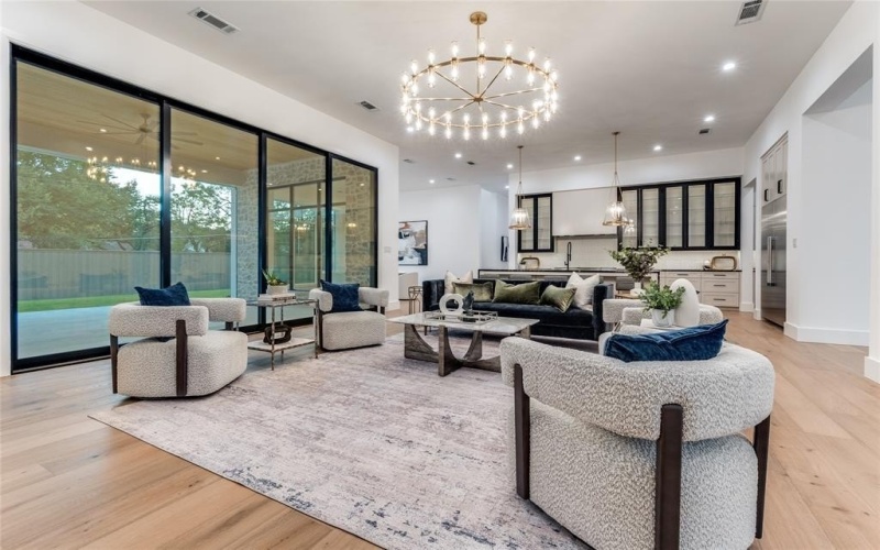 3788 Vinecrest Drive, Dallas, TX 75229, 5 Bedrooms Bedrooms, ,6 BathroomsBathrooms,Residential,For Sale,3788 Vinecrest Drive,0,21104624