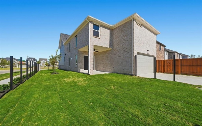 3609 Honeycutt Drive, Frisco, TX 75033, 4 Habitaciones Habitaciones , ,3 BañosBaños,Residential,En Venta,3609 Honeycutt Drive,0,21104630