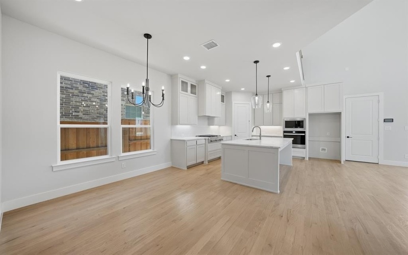 3609 Honeycutt Drive, Frisco, TX 75033, 4 Habitaciones Habitaciones , ,3 BañosBaños,Residential,En Venta,3609 Honeycutt Drive,0,21104630