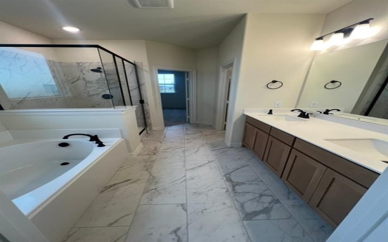 3107 White Oak Road, Oak Ridge, TX 75161, 4 Bedrooms Bedrooms, ,3 BathroomsBathrooms,Residential,For Sale,3107 White Oak Road,0,21104843