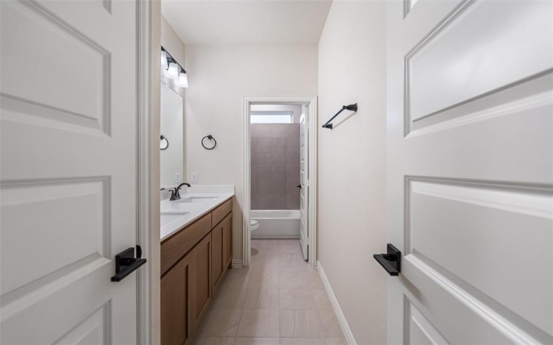 3107 White Oak Road, Oak Ridge, TX 75161, 4 Habitaciones Habitaciones , ,3 BañosBaños,Residential,En Venta,3107 White Oak Road,0,21104843