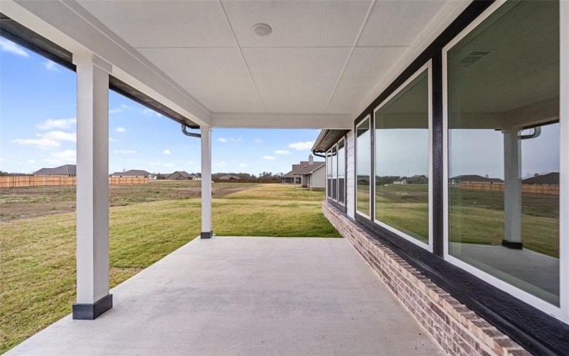 3107 White Oak Road, Oak Ridge, TX 75161, 4 Habitaciones Habitaciones , ,3 BañosBaños,Residential,En Venta,3107 White Oak Road,0,21104843