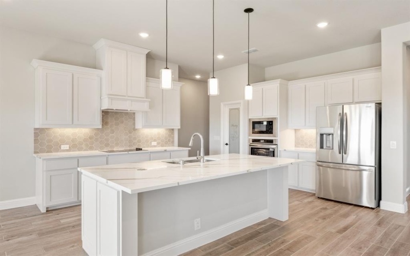 4034 Eagles Bluff Road, Midlothian, TX 76065, 4 Habitaciones Habitaciones , ,3 BañosBaños,Residential,En Venta,4034 Eagles Bluff Road,0,21104921